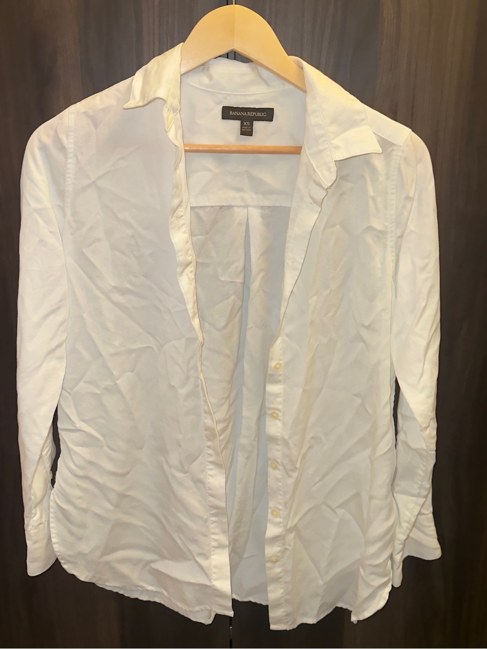 Banana Republic White Button-Down Shirt | Size XS | Tailored Slim Fit